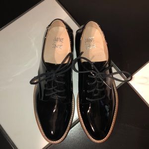 Jane and the Shoe black oxfords